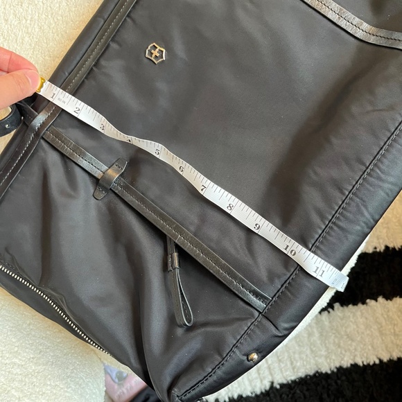 Victorinox Swiss Army Laptop Black Nylon Tote Bag - Picture 10 of 12